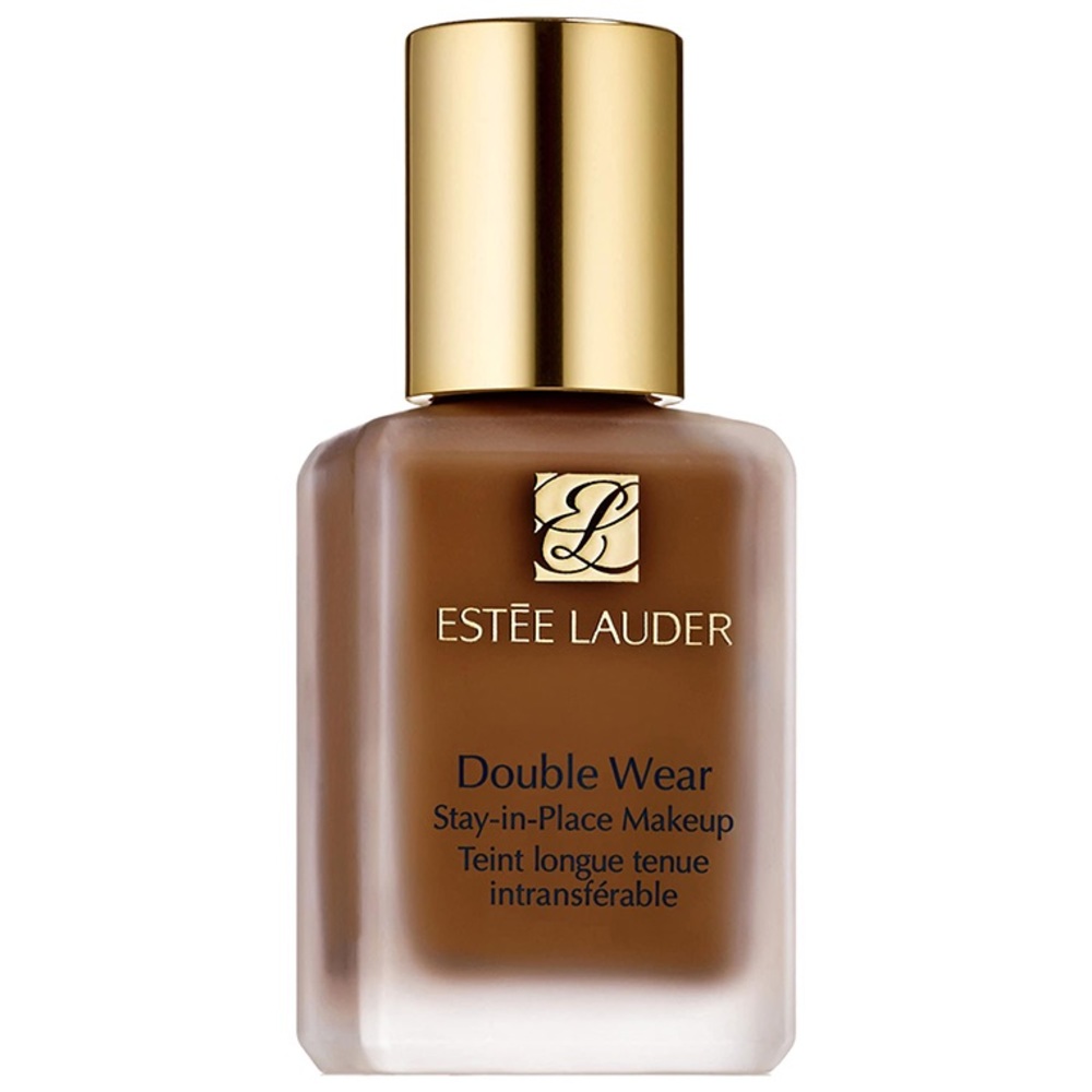 Estée Lauder foundation in 7W1: Deep Spice